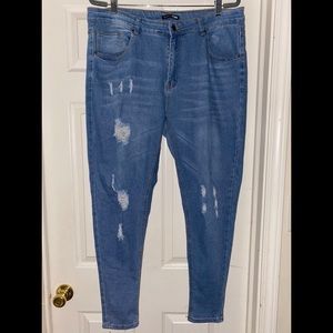 Fashion Nova size 2X distressed skinny jeans
